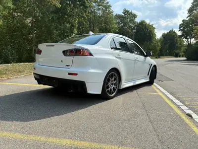 Mitsubishi Lancer 2.0 T MIVEC Evolution MR — Performance sportive 367 ch, 82000 km — interni