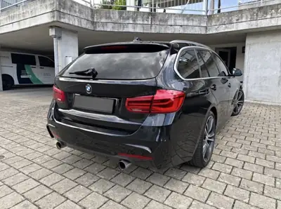 BMW 340i xDrive M Sport — Break haute performance, échappement M et sans OPF — Heckansicht