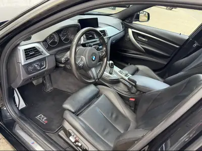 BMW 340i xDrive M Sport — Break haute performance, échappement M et sans OPF — Armaturenbrett