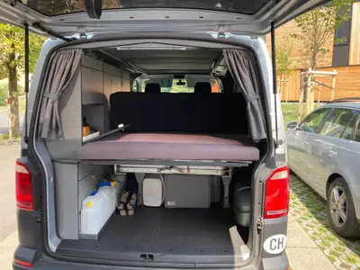 VW Transporter T6 2.0 TDI 150 4Motion — Campervan aménagé, 4×4 polyvalent — détail