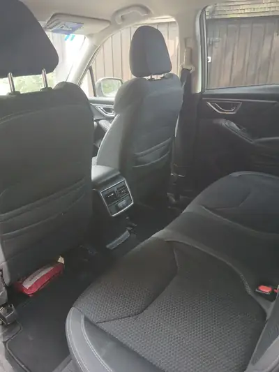Subaru Forester 2.0i e-SwissPlus — SUV hybride léger, 66000 km, sans sinistre — Innenraum