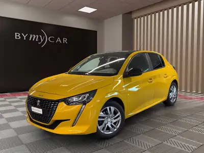 Peugeot 208 1.2 PureTech Active — Citadine agile et économe, 98 000 km — Seitenansicht
