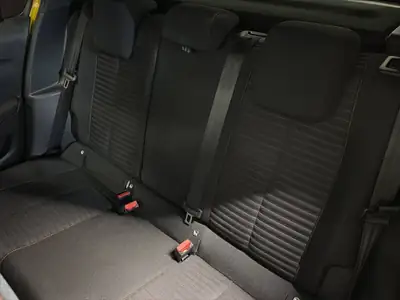 Peugeot 208 1.2 PureTech Active — Citadine agile et économe, 98 000 km — Miniatur 9