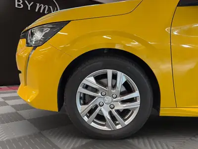Peugeot 208 1.2 PureTech Active — Citadine agile et économe, 98 000 km — Miniatur 12