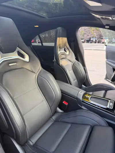Mercedes-Benz CLA 45S AMG 4MATIC+ — Performance 421 ch, Reprise de leasing sans apport — Detail