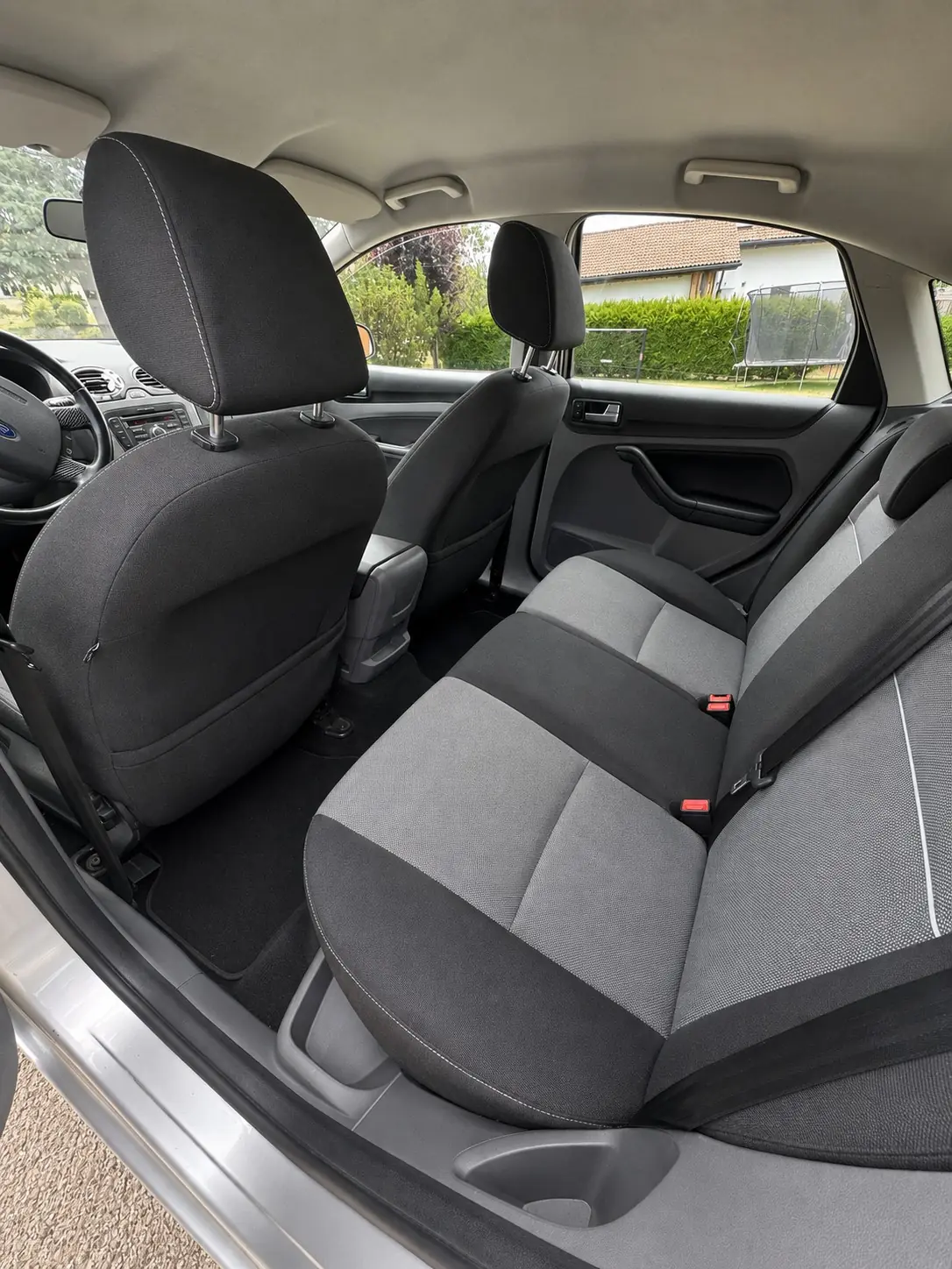 Ford Focus 2010 occasion Saignelégier — 3