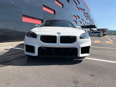 BMW M2 2024 — Coupé sportif haute performance, 28 000 km seulement — Seitenansicht