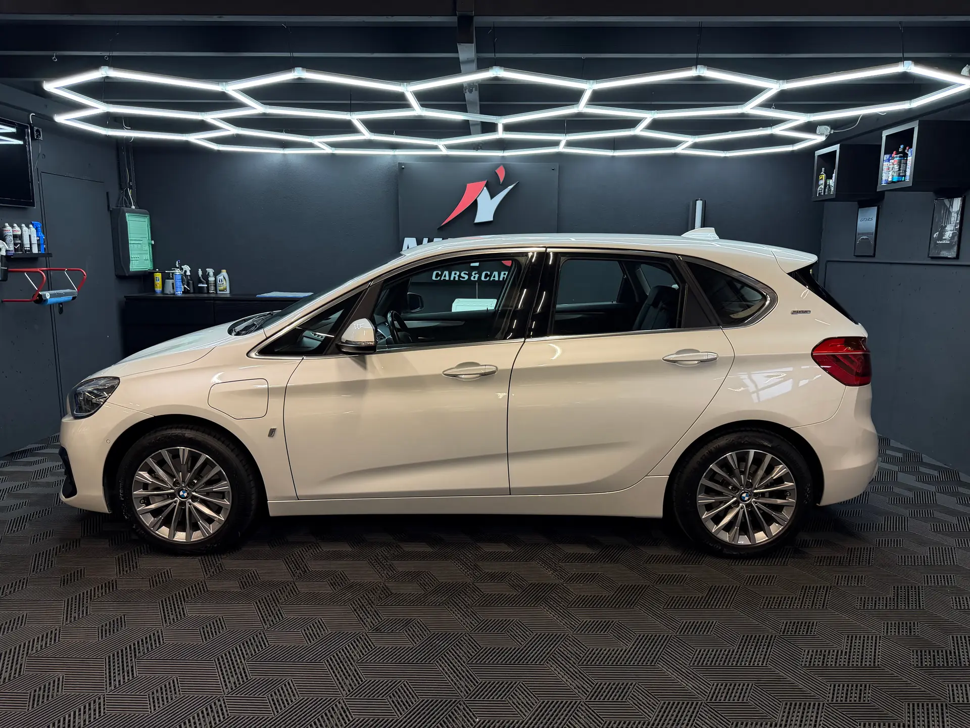 BMW 225 Active Tourer 2018 occasion Seewis im Prättigau — 4
