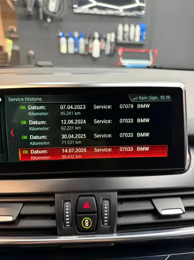 BMW 225xe Active Tourer — Hybride rechargeable, entretien BMW complet, batterie optimale — Miniature 20