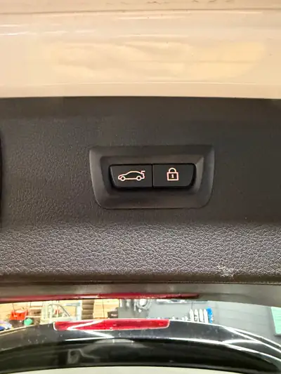 BMW 225xe Active Tourer — Hybride rechargeable, entretien BMW complet, batterie optimale — Miniature 25