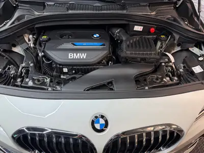 BMW 225xe Active Tourer — Hybride rechargeable, entretien BMW complet, batterie optimale — Miniature 29