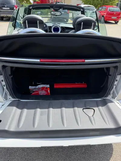 MINI Cooper S Cabrio — Découvrable sportive, 184 ch et faible kilométrage — detail
