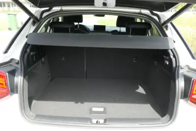 Audi Q2 1.5 TFSI S-Tronic — Citadin malin avec caméra de recul et sièges chauffants — detail