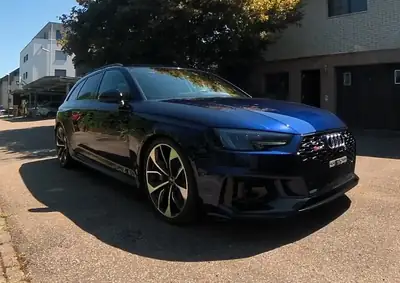 Audi RS4 Avant 2.9 V6 TFSI — Break sportif 450 ch, châssis Öhlins, état impeccable — detail