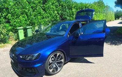 Audi RS4 Avant 2.9 V6 TFSI — Break sportif 450 ch, châssis Öhlins, état impeccable — dashboard