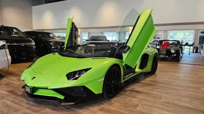 Lamborghini Aventador SV LP750-4 Superveloce Roadster — Légende V12 + MV Agusta exclusive — Miniature 25