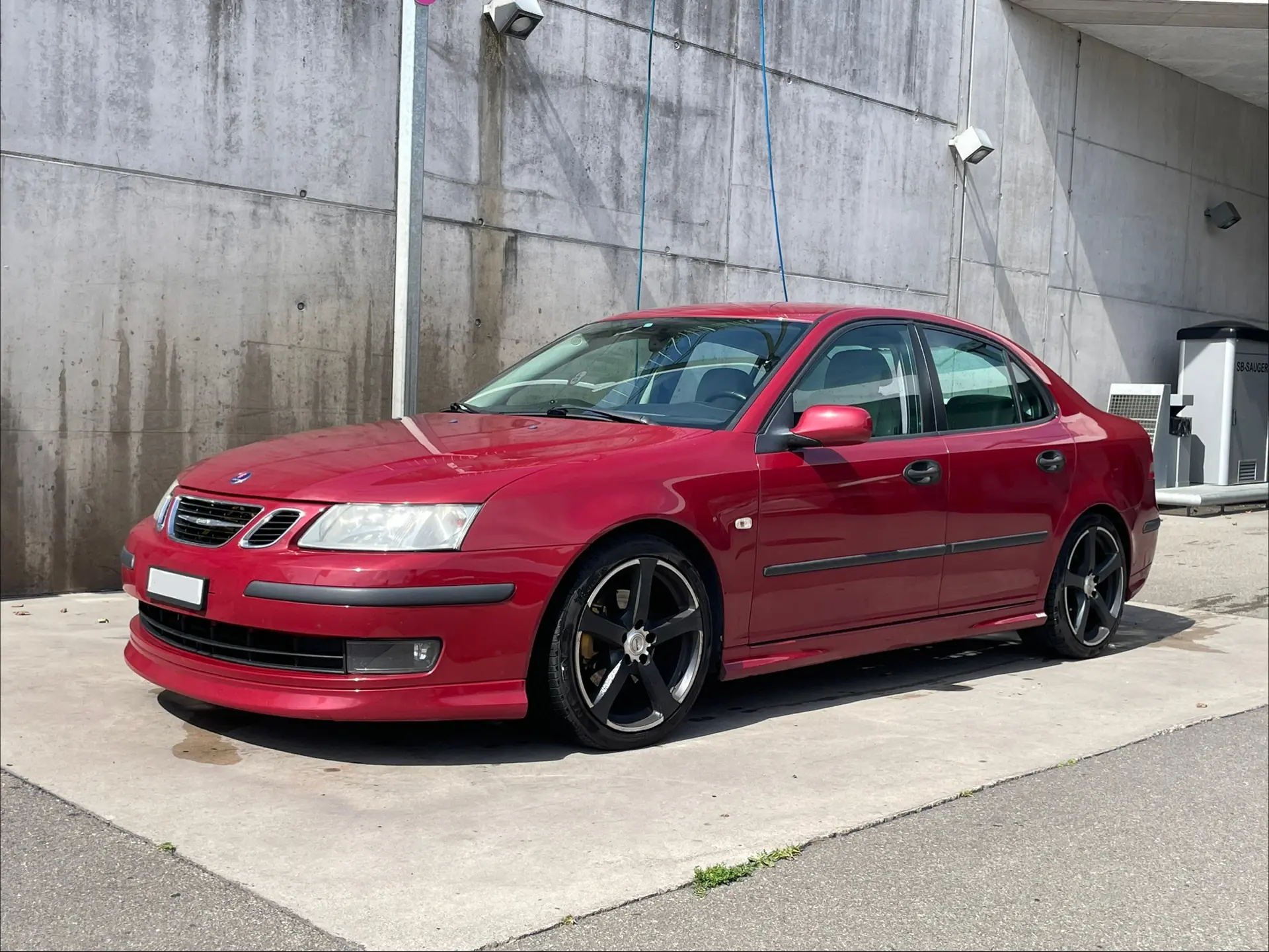 SAAB 9-3 2.0 T 210 Aero — Berline sportive suédoise, moteur turbo performant