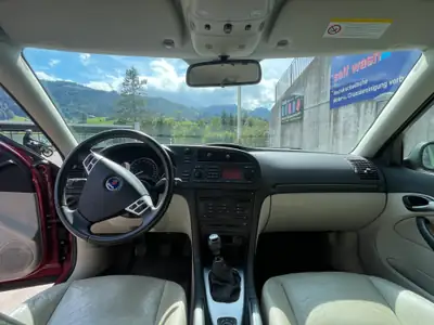 SAAB 9-3 2.0 T 210 Aero — Berline sportive suédoise, moteur turbo performant — interni