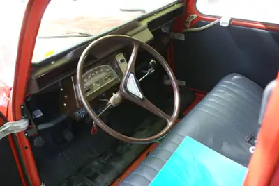 Citroën 2CV4 — L'iconique française de 1974, Statut de Vétéran — detail
