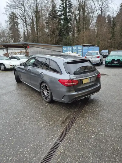 Mercedes-AMG C 43 4Matic Break — Élégance sportive et polyvalence premium — exterior view