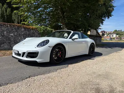 Porsche 911 Targa 4 GTS — 450 ch, toit rétractable et pack carbone complet — Miniatura 17