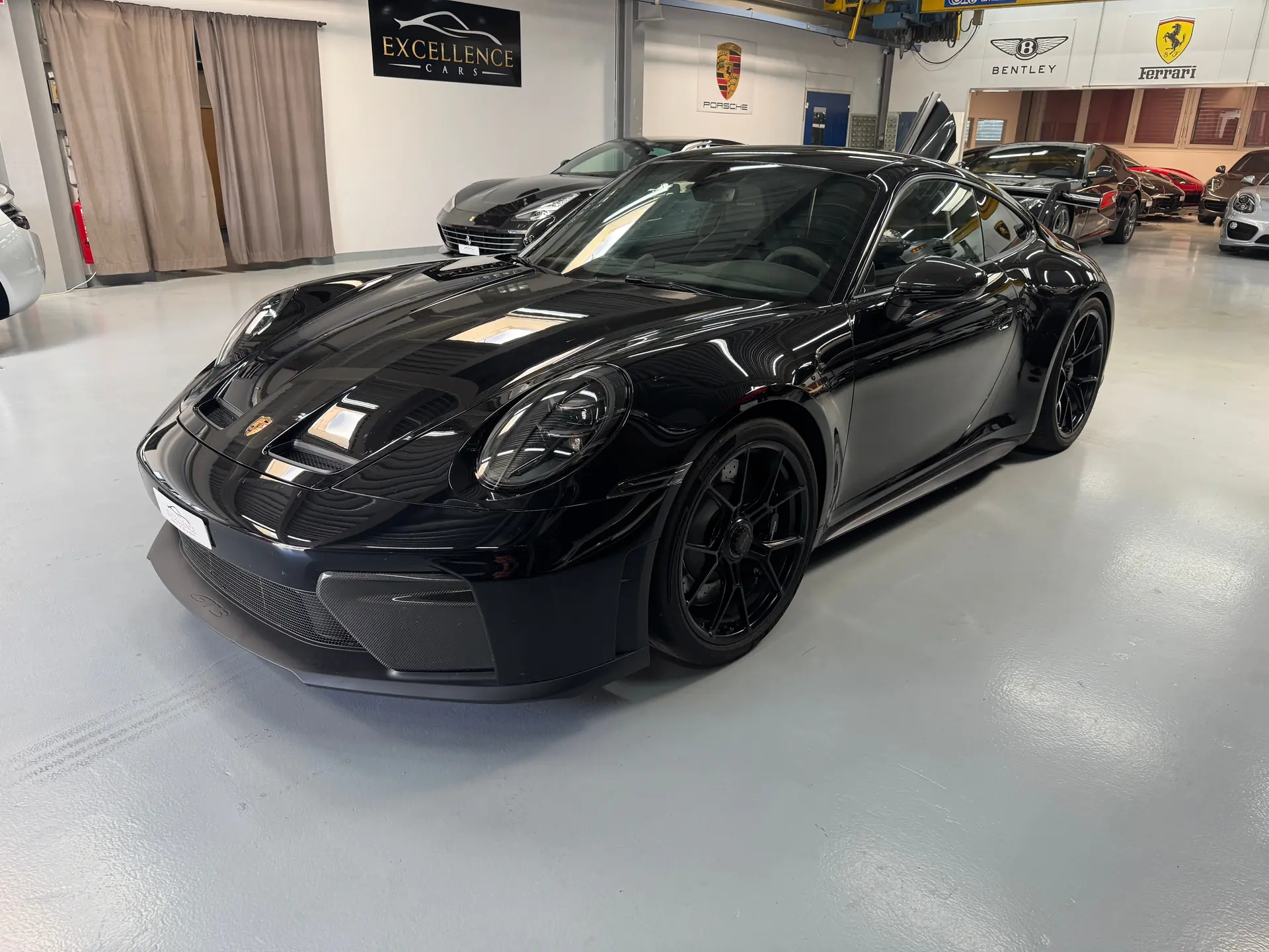 Porsche 911 Carrera GT3 PDK — Performance extrême, Pack Weissach complet, faible kilométrage