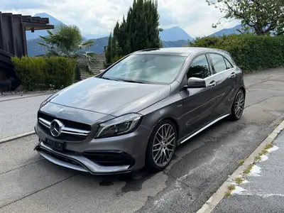 Mercedes-AMG A 45 4MATIC — Berline sport 381 ch, 4x4 intégral, très faible kilométrage — vue extérieure