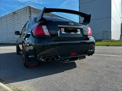 Subaru WRX 2.5 T Sport 2011 — Berline sportive 300 ch, transmission manuelle, sans sinistre — vista posteriore