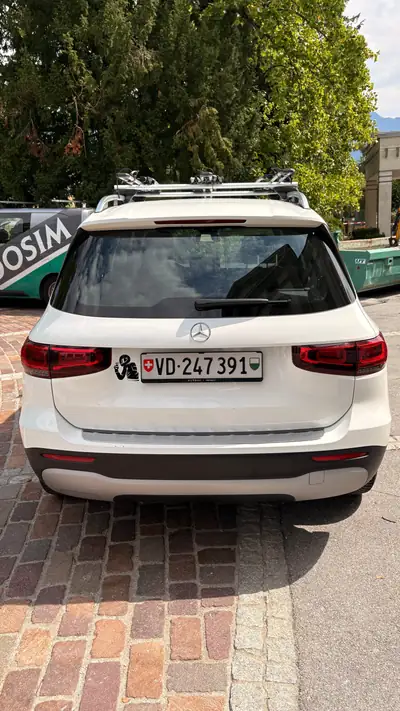 Mercedes-Benz GLB 180 d Style — SUV compact diesel, 84 000 km, sans sinistre — Seitenansicht