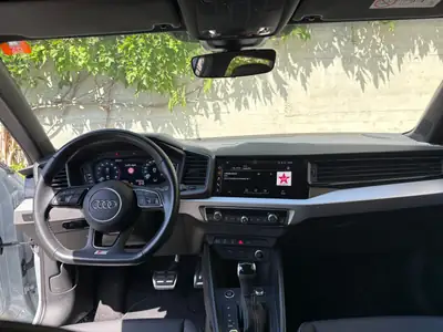 Audi A1 1.5 35 TFSI S-Tronic — Citadine dynamique, faible kilométrage, sans accident — Miniatur 19