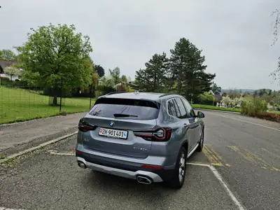 BMW X3 20d xDrive — SUV diesel performant, 48 500 km seulement — Heckansicht
