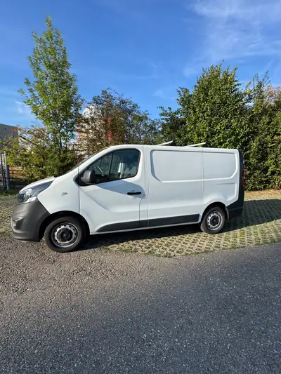 Opel Vivaro 1.6 CDTI 145 — Utilitaire compact fiable, frais révisionné — Seitenansicht