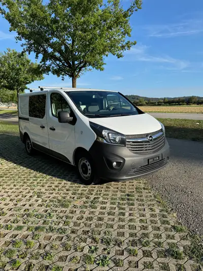 Opel Vivaro 1.6 CDTI 145 — Utilitaire compact fiable, frais révisionné — Außenansicht