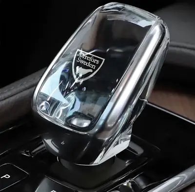 Volvo XC90 2.0 T8 Exclusive Dark — SUV hybride rechargeable 7 places, premier propriétaire — cruscotto