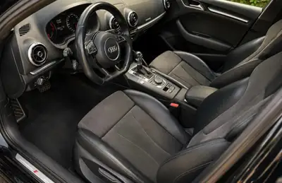 Audi A3 1.8 T FSI Ambition — Berline compacte dynamique, 178 000 km, sans sinistre — vista posteriore