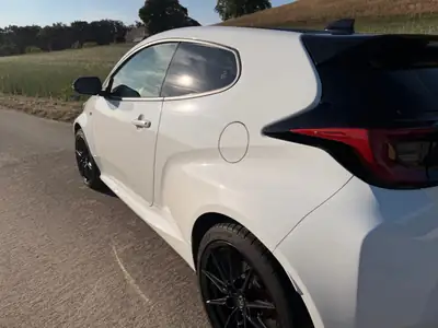 Toyota GR Yaris 1.6 Turbo Sport 4x4 — Performance turbo et polyvalence 4 roues motrices — rear view