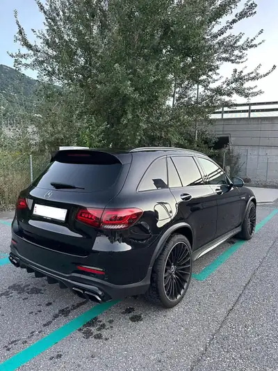 Mercedes-Benz GLC 63 AMG 4MATIC — Puissance brute et luxe sportif, 57'000 km seulement — arrière