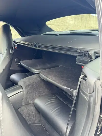 Porsche 911 Carrera 4 Cabriolet — 320 ch, boîte manuelle, 70'000 km — Miniature 8