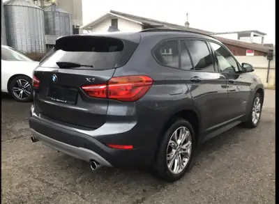 BMW X1 20i xDrive — SUV compact polyvalent, 148 000 km, sans accident — intérieur