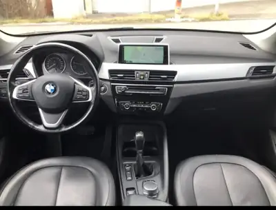BMW X1 20i xDrive — SUV compact polyvalent, 148 000 km, sans accident — Miniature 10