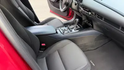 Mazda CX-30 SKYACTIV-G M Hybrid 122 — SUV compact hybride, entretien impeccable — Miniature 9