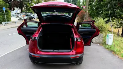 Mazda CX-30 SKYACTIV-G M Hybrid 122 — SUV compact hybride, entretien impeccable — Miniature 15