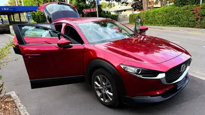 Mazda CX-30 SKYACTIV-G M Hybrid 122 — SUV compact hybride, entretien impeccable — Miniature 14