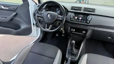 Skoda Fabia 1.0 TSI Advantage — Citadine fiable, excellente condition, expertisée — Miniatur 9