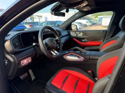 Mercedes-Benz GLE 53 AMG — Hybride rechargeable haute performance, 9 600 km — tableau de bord