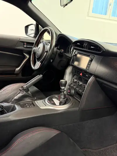 Toyota GT 86 2.0 D-4S Sport — Coupé sportif pur jeu, 311 ch et boîte manuelle — Heckansicht