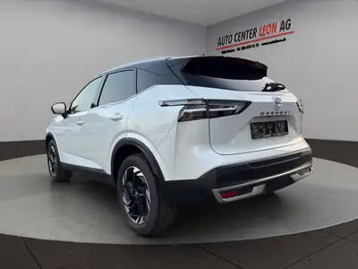 Nissan Qashqai 1.3 DIG-T MHEV — SUV compact hybride, garantie constructeur, 13 800 km — interni