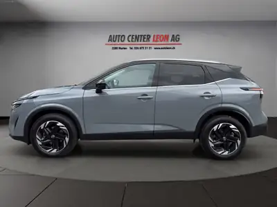 Nissan Qashqai 1.3 DIG-T MHEV N-Connecta — SUV hybride léger, faible kilométrage et garantie constructeur — vista posteriore