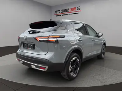 Nissan Qashqai 1.3 DIG-T MHEV N-Connecta — SUV hybride léger, faible kilométrage et garantie constructeur — dettaglio