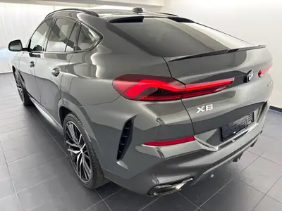 BMW X6 xDrive 40d MSportPro — SUV Coupé Diesel MHEV, 8000 km, équipement premium — Seitenansicht